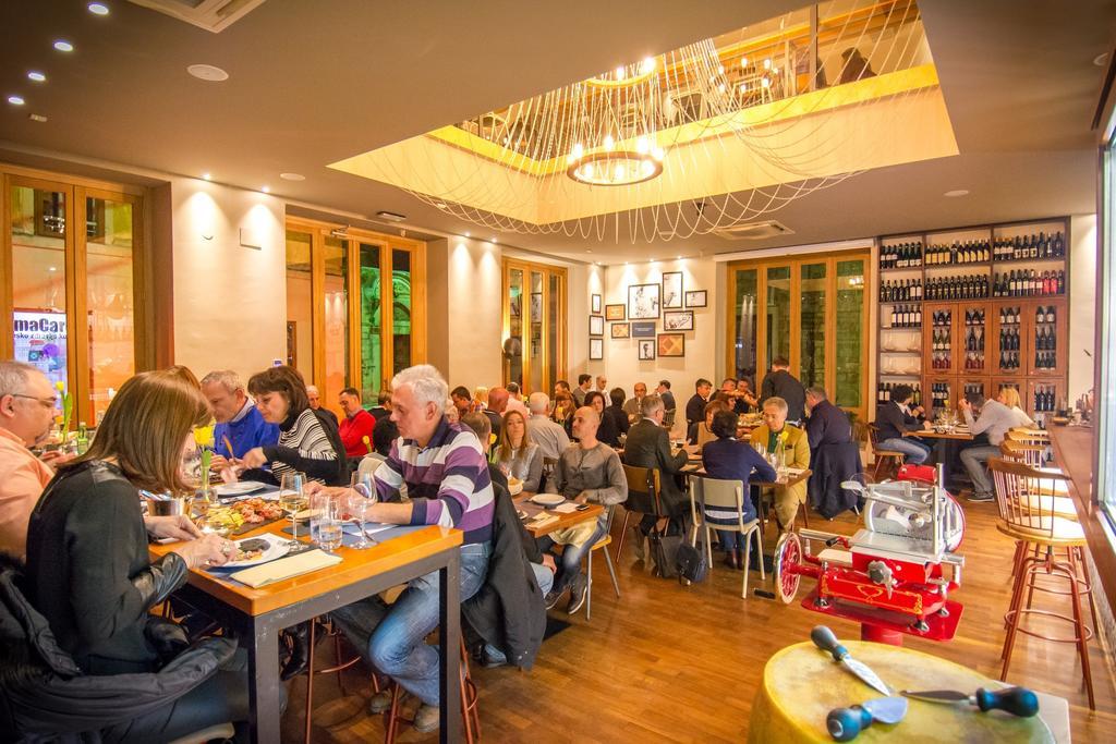 Abokamento Boutique 4* Split